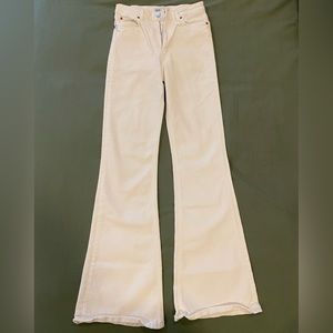 White jeans from Zara size 2. I wore them once. Bell bottom pants.